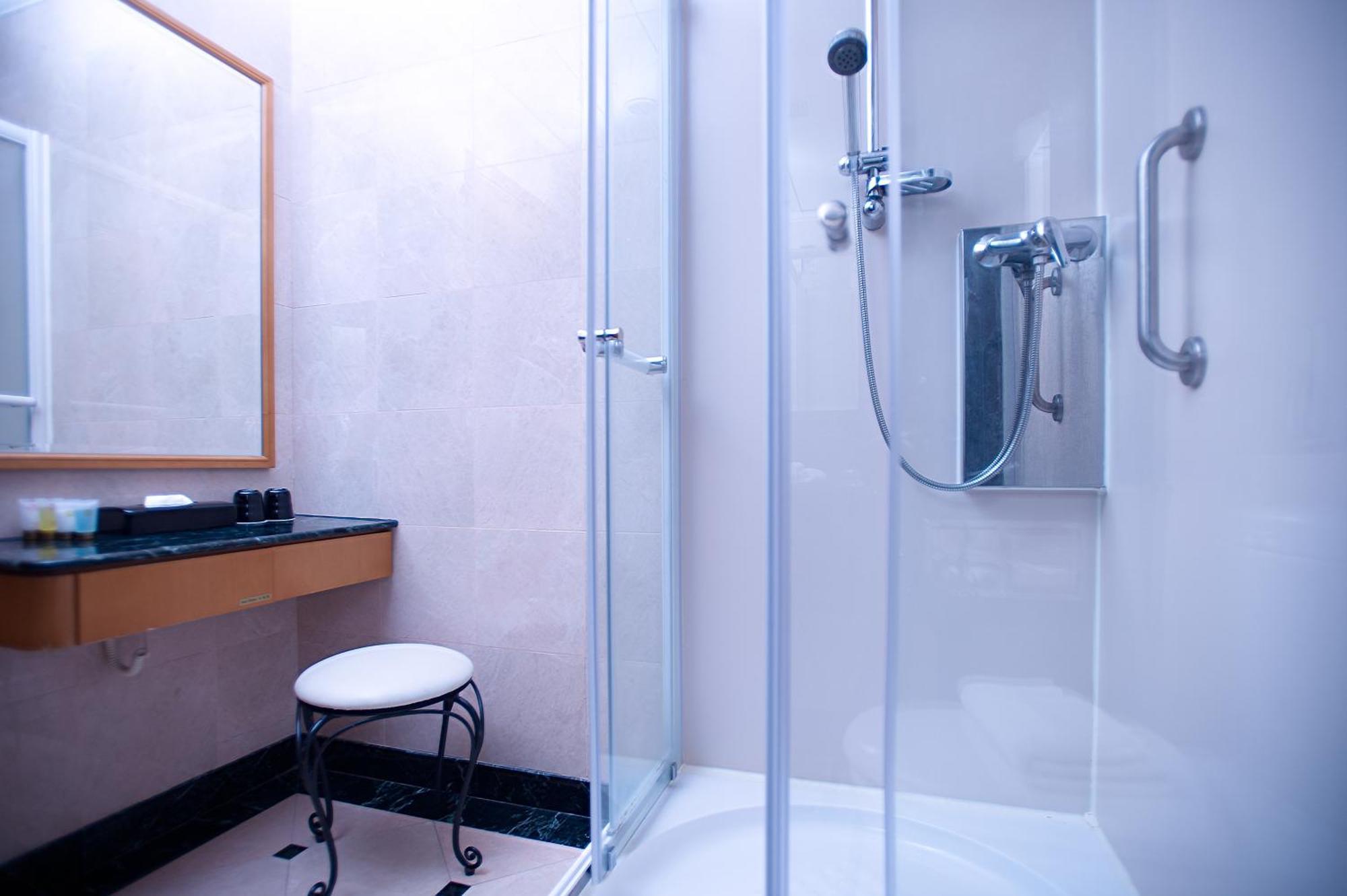 Superior Room,704177740:JPEG